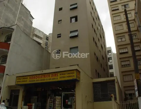 Image 8 - 851465