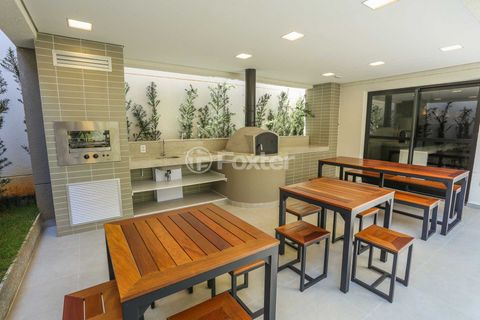 Image 9 - 891994