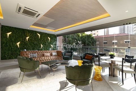 Image 6 - 915237