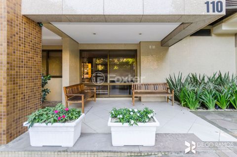 Image 6 - 885923