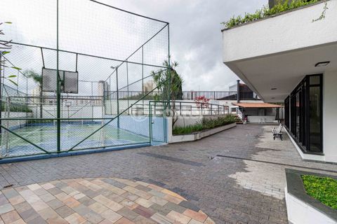 Image 13 - 312850