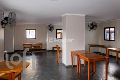 Image 5 - 917563