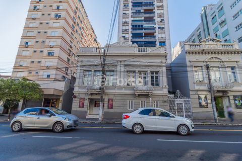 Image 8 - 898488
