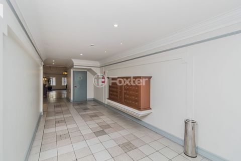 Image 11 - 898488