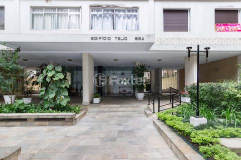 Image 10 - 328799