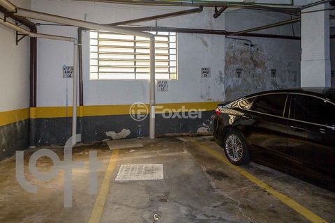 Image 7 - 925998