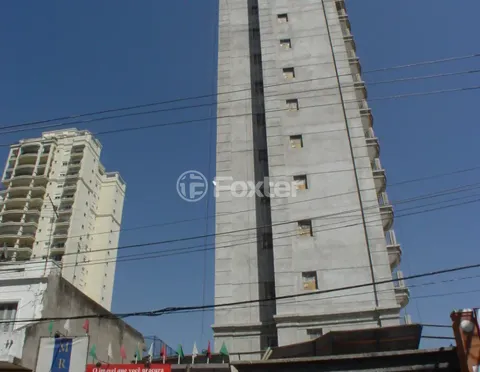 Image 9 - 881198