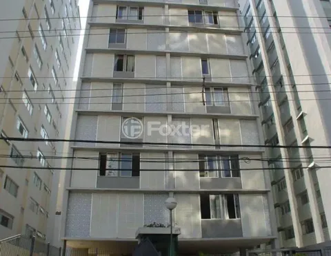 Image 7 - 932640