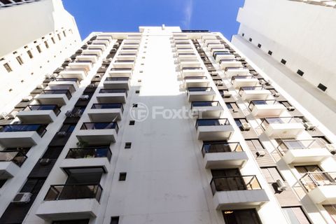 Image 9 - 881197