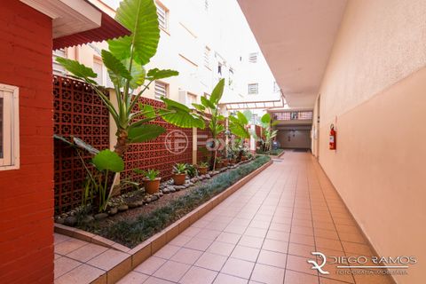 Image 16 - 216612