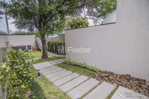 Image 17 - 894486