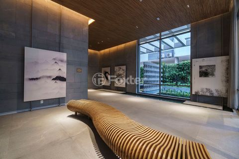Image 4 - 897745