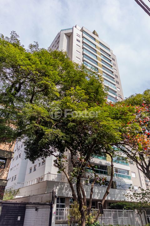 Image 13 - 885124