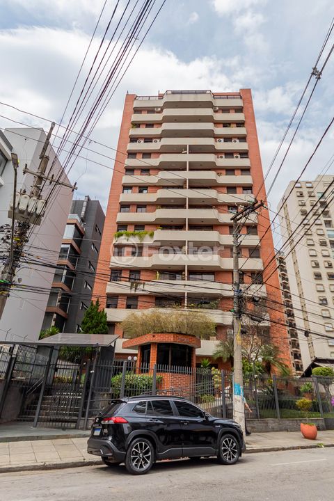 Image 12 - 332739