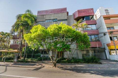 Image 6 - 917826