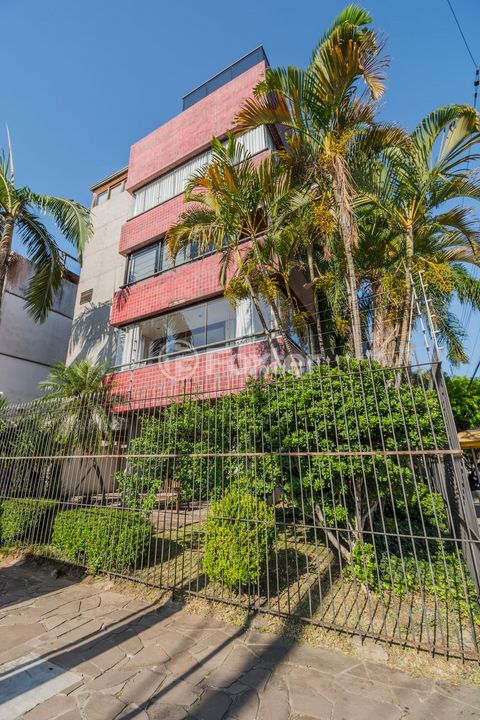 Image 8 - 917826