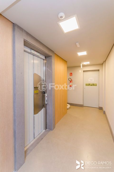 Image 3 - 3428