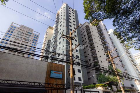 Image 10 - 332758