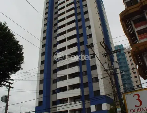 Image 7 - 877746