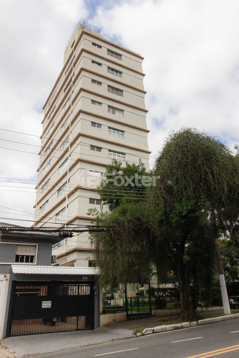 Image 17 - 883567