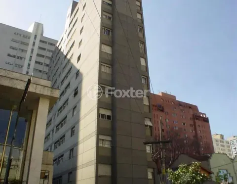 Image 8 - 897638