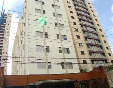 Image 9 - 881099