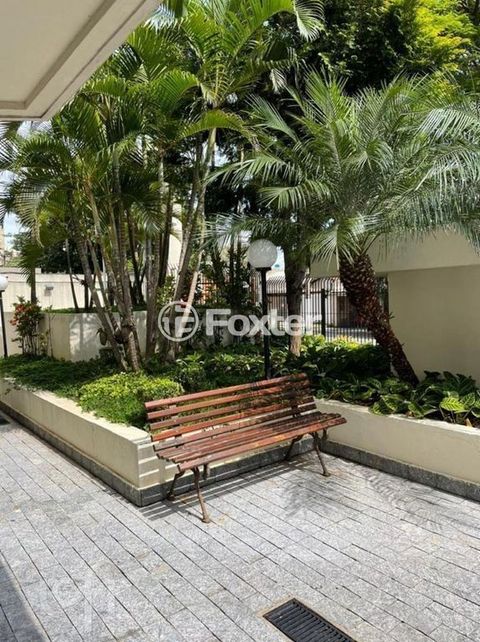 Image 15 - 327341