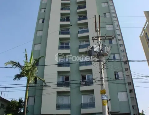 Image 8 - 880910