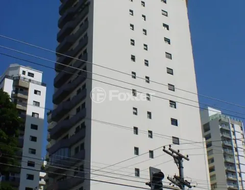 Image 5 - 898448