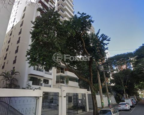 Image 10 - 851723