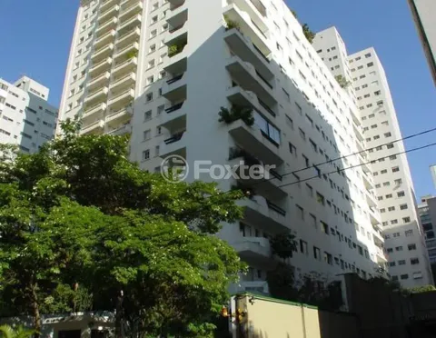 Image 7 - 924000