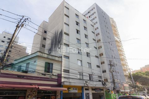 Image 19 - 869154