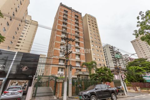 Image 17 - 895319