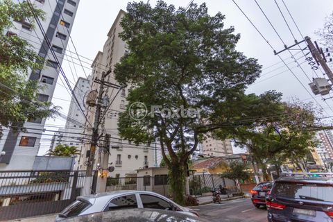 Image 19 - 883315