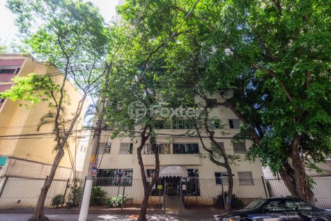 Image 7 - 877556