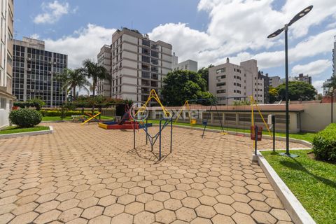 Image 15 - 885135