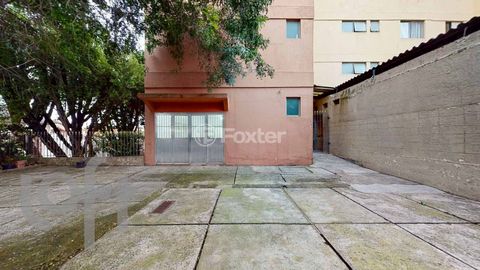 Image 17 - 878153