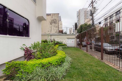 Image 17 - 836801