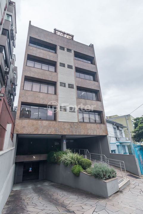 Image 6 - 931619
