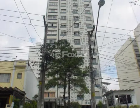 Image 7 - 882677