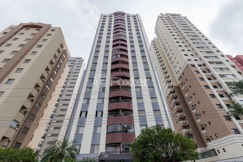Image 12 - 889670