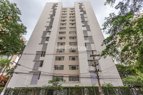 Image 8 - 932277