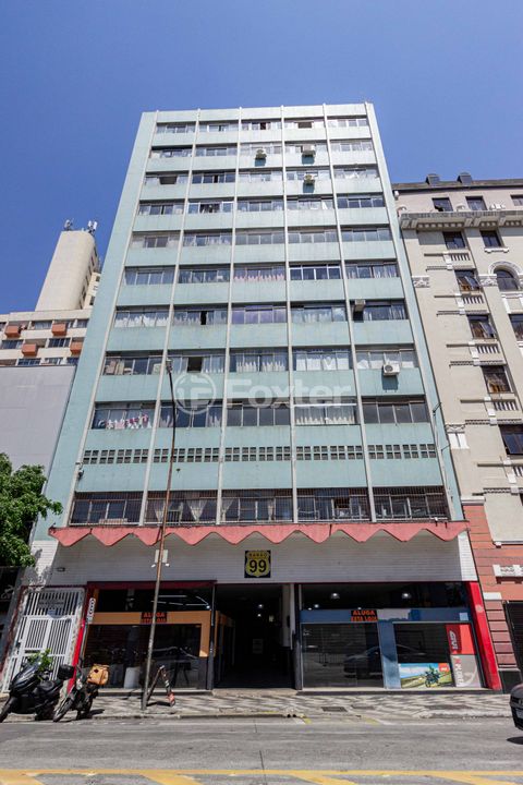 Image 15 - 927513
