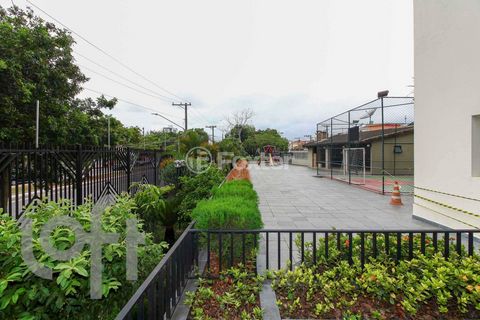 Image 14 - 327226