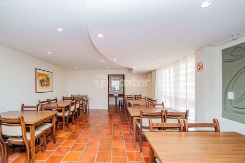Image 7 - 132053