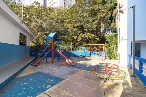 Image 17 - 870233