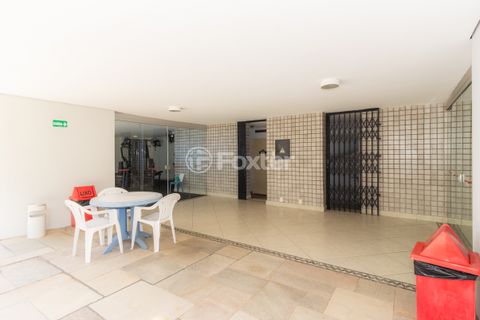 Image 9 - 891704