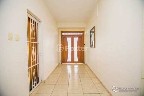 Image 14 - 881688