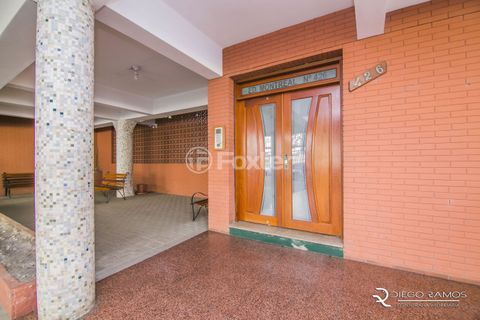 Image 15 - 881688