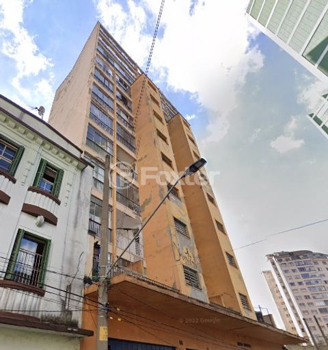 Image 10 - 828925